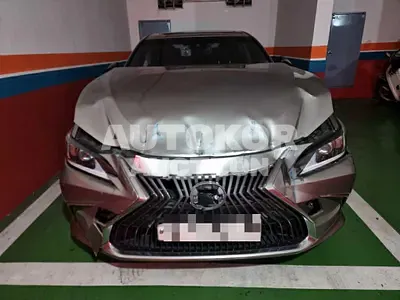 2018, Lexus / ES 300, 142092 км., hybrid