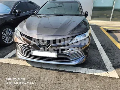 2018, Toyota / Camry, VIN: JTNB11HKXJ3067735, 107524 км., gas