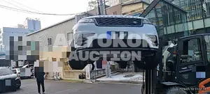 2021, Land Rover / Range Rover Velar, VIN: SALYA2BU3MA318408, 31072 км., gas