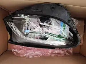 2018, Mercedes-Benz / E 220, unknown