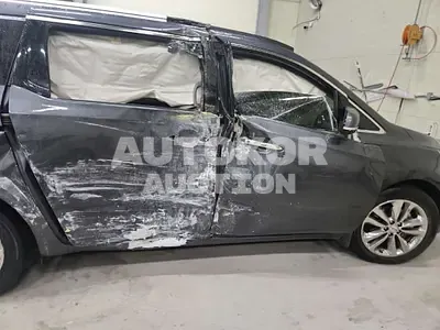 2017, Kia / Carnival, VIN: KNAMC81ABHS252664, 91878 км., diesel
