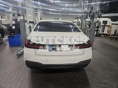 2022, BMW / m550i, 61309 км., gas