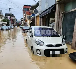 2016, Volkswagen / Up, gas