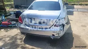 2019, Mercedes-Benz / E 220, VIN: WDDZF0EB2KA692068, 140000 км., diesel