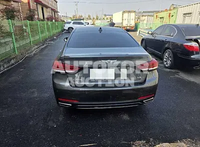 2019, Genesis / G80, 76783 км., gas, 3778 куб.см.