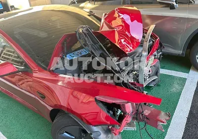 2021, Tesla / Model 3, VIN: 5YJ3E1EB4MF010519, electric