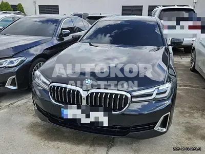 2023, BMW / 520, 23514 км., gas