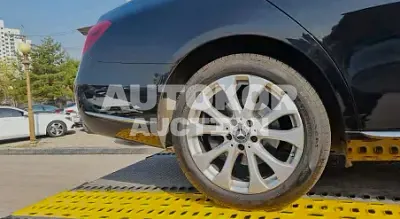 2019, Mercedes-Benz / E 300, VIN: WDDZF4KB7KA513017, 153560 км., gas