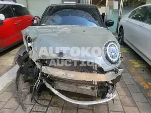 2020, MINI / Cooper, VIN: WMWXV7108M2N29257, 26418 км., gas, 1499 куб.см.