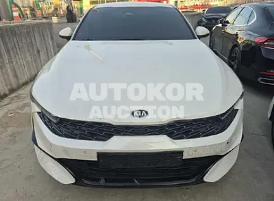 2021, Kia / K5, 104318 км., gas, 1600 куб.см.