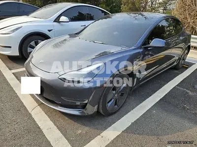 2022, Tesla / Model 3, VIN: 5YJ3E1EB5NF150175, 98381 км., electric