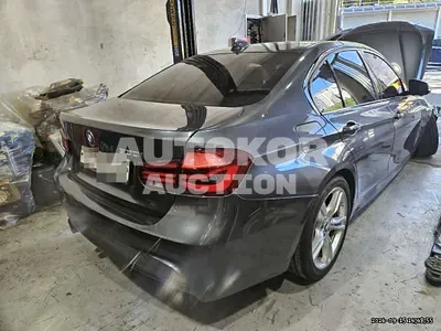 2018, BMW / 330, 136981 км., gas