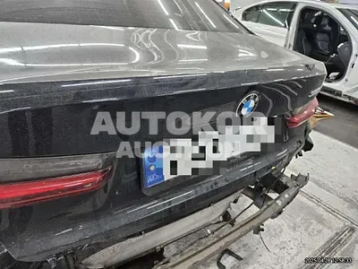 2022, BMW / 320, 105809 км., gas