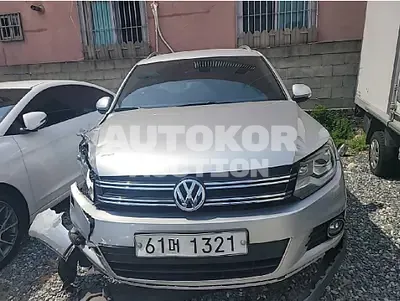 2015, Volkswagen / Tiguan, VIN: WVGZZZ5NZFW505468, 158151 км., diesel