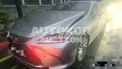 2020, Lexus / ES 300, 40370 км., hybrid