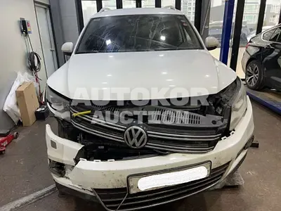2015, Volkswagen / Tiguan, VIN: WVGZZZ5NZFW564954, 188834 км., diesel