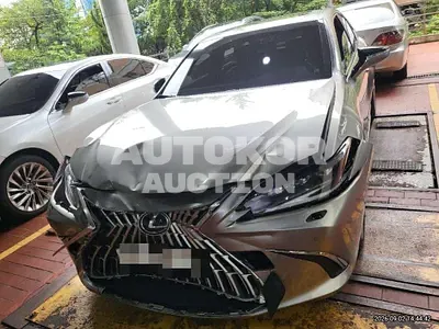 2025, Lexus / es300h, 150000 км., hybrid