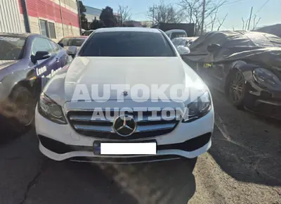 2020, Mercedes-Benz / e300, 27275 км., gas