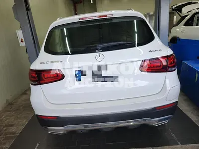 2021, Mercedes-Benz / GLC 300, 40000 км., hybrid, 1991 куб.см.