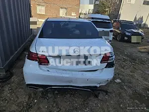 2015, Mercedes-Benz / E 220, 127387 км., diesel