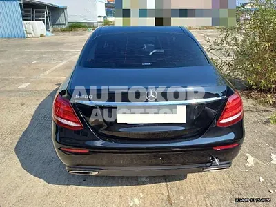 2016, Mercedes-Benz / E 300, 132224 км., gas
