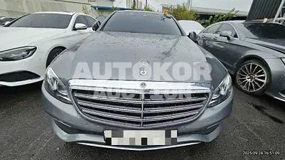 2019, Mercedes-Benz / E 220, 156444 км., diesel