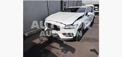 2025, Volvo / v60 cross country, 1479 км., hybrid, 2000 куб.см.