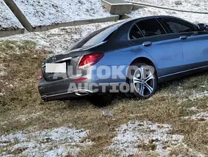 2016, Mercedes-Benz / E 300, 130000 км., gas, 1991 куб.см.