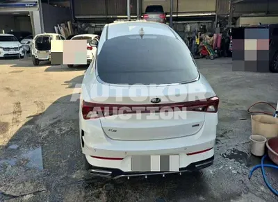 2021, BMW / B5, 78304 км., lpg, 1598 куб.см.