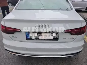 2021, Audi / A4, VIN: WAUZZZF45MN013456, 890 км., gas, 1984 куб.см.