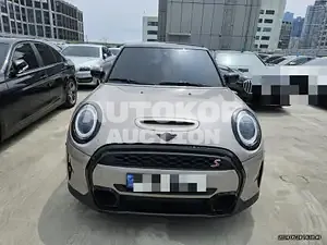 2023, MINI / Cooper, 9681 км., gas