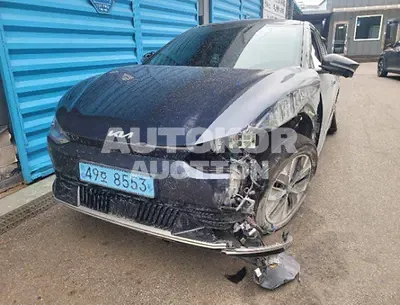 2022, Kia / ev6, VIN: KNAC381AFNA018145, 81354 км., electric
