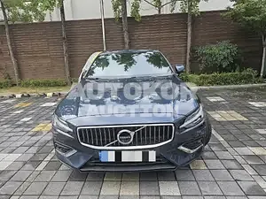 2022, Volvo / S60, VIN: 7JRZSL12DNG189106, 21103 км., gas