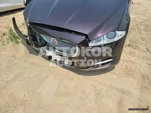 2015, Jaguar / XJ, VIN: SAJAA2229FNV77974, 200000 км., diesel
