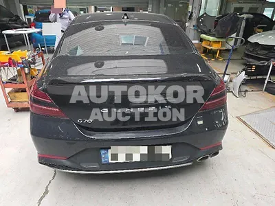 2022, Genesis / G70, 92342 км., gas, 2000 куб.см.
