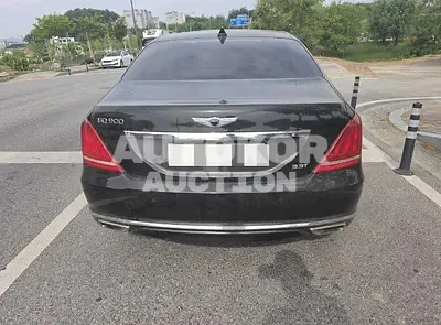2017, Genesis / eq900, 148581 км., gas, 3300 куб.см.