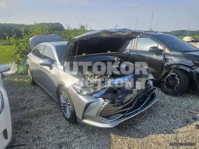 2018, Toyota / Avalon, 146323 км., hybrid