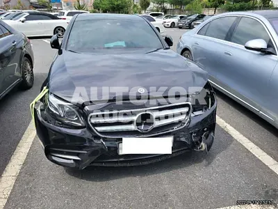 2019, Mercedes-Benz / E 350, VIN: WDDZF8GB8KA695472, 55196 км., gas