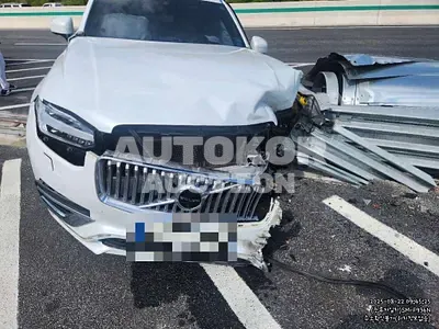 2021, Volvo / XC90, 78753 км., hybrid
