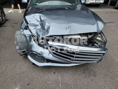2019, Mercedes-Benz / E 300, VIN: WDDZF4KB2KA557572, 47026 км., gas