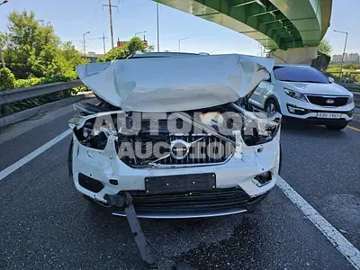 2020, Volvo / XC40, VIN: YV1XZK92CM2418027, hybrid