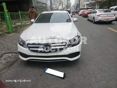 2018, Mercedes-Benz / E 300, VIN: WDDZF4KB3JA410885, 60087 км., gas