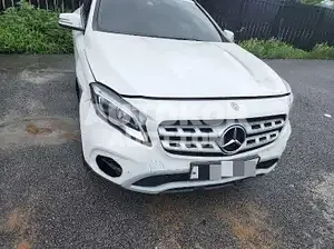 2019, Mercedes-Benz / GLA 220, gas