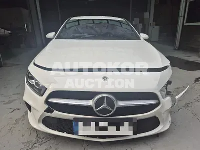 2021, Mercedes-Benz / A 220, 4861 км., gas