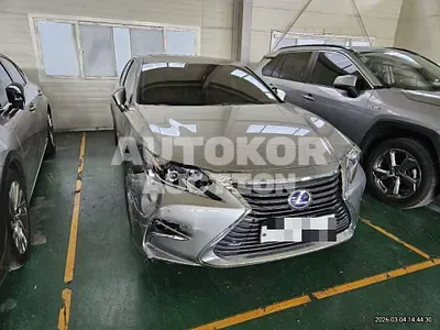 2017, Lexus / es300h, 73540 км., hybrid