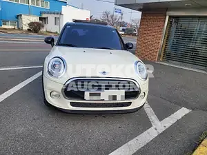 2017, MINI / Cooper, 100200 км., diesel