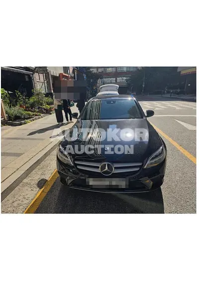 2019, Mercedes-Benz / c200, 69947 км., gas, 1991 куб.см.