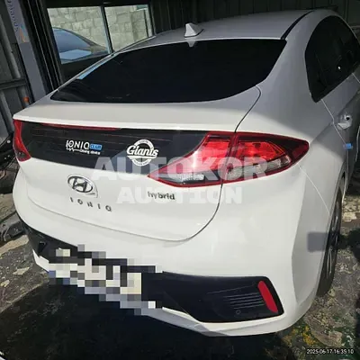 2016, Hyundai / Ioniq, 203472 км., hybrid