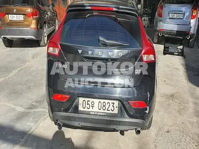 2016, Volvo / V40, VIN: YV1MV79K0G2307561, 82610 км., diesel