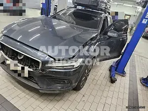 2022, Volvo / V60, VIN: YV1ZZL12CN1094913, hybrid, 1969 куб.см.